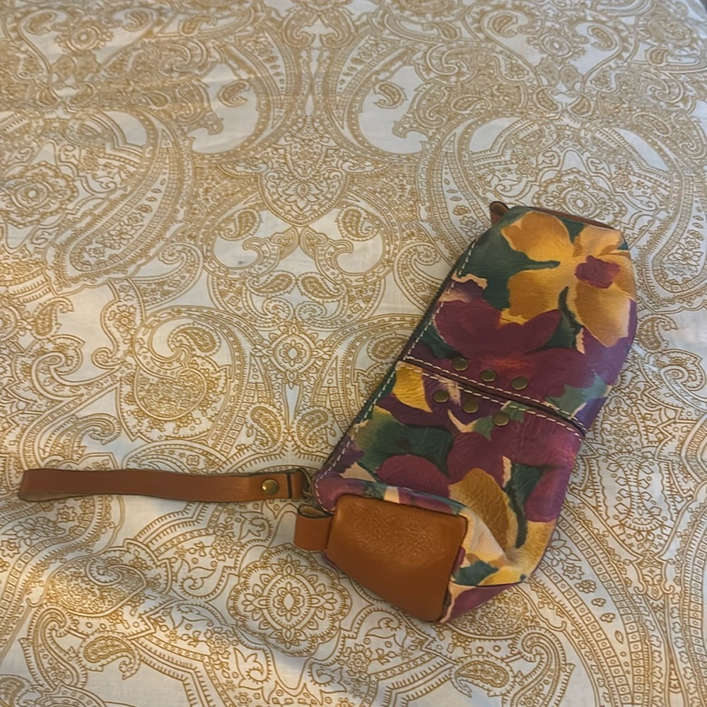 Patricia Nash Italian leather coin purse or make up bag good condition